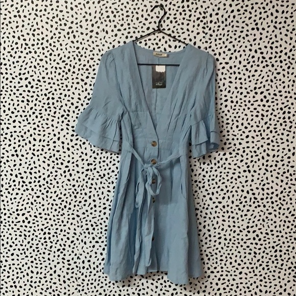 essue Dresses & Skirts - NWT Essue Blue Button Up Mini Dress